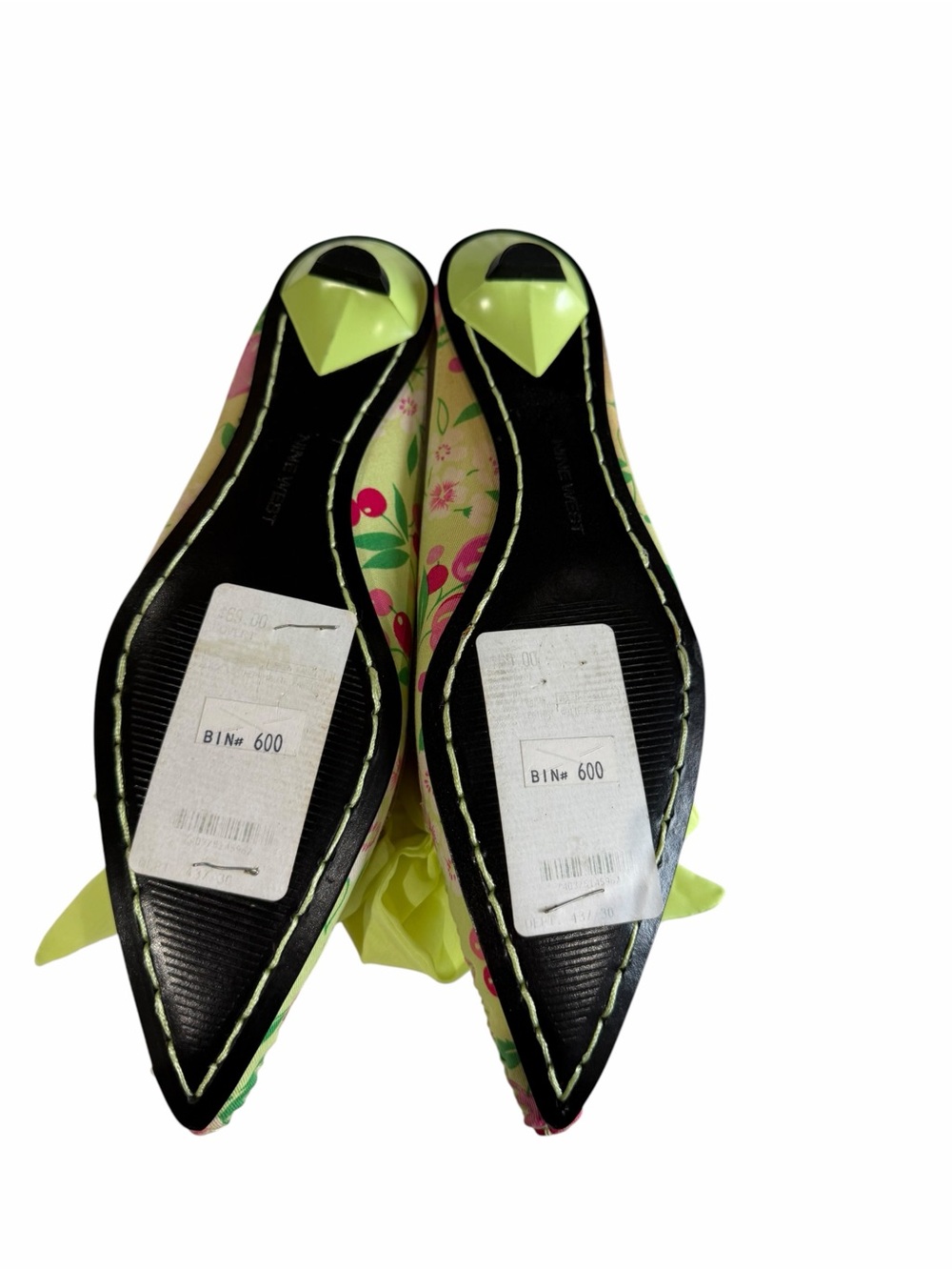 Nine West Light Green Cherry Print Pointed Toe Slides Sz 7 - Picture 7 of 10